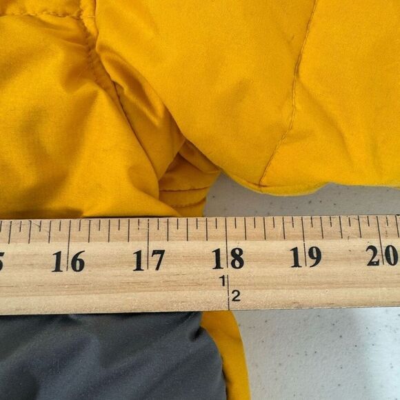 Nike Kids Puffer Jacket Size Small Down Jacket 2000s Grey Tag Activewear - Picture 15 of 16